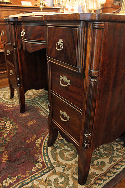 160613-mahogany-desk-set-A02
