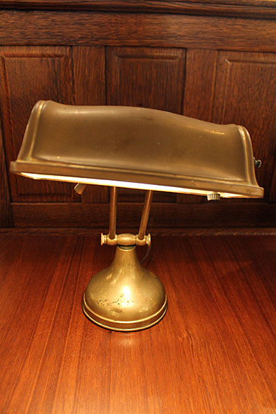 160615-1930's-antique-brass-banker's-light7